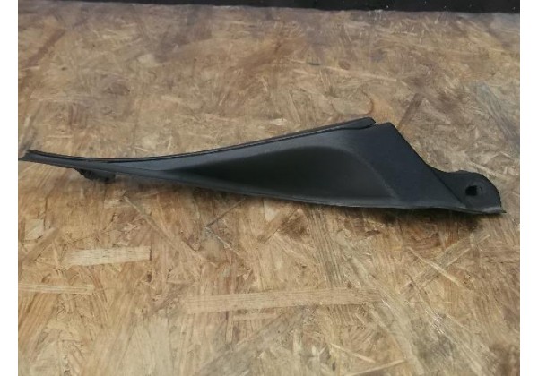 Планка під скло лобове ліва, накладка декоративна Renault Megane III, 668630006R